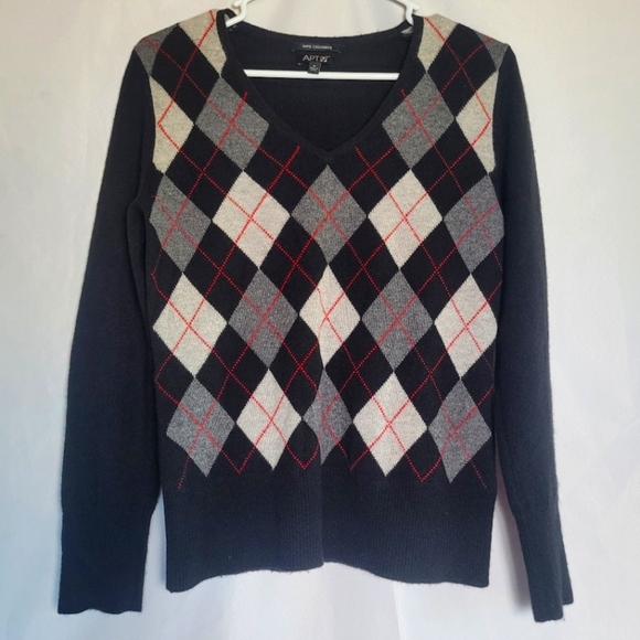 Apt.9 100% Cashmere Black w/ Gray Argyle Front Vneck Sweater Women's Size M - Picture 1 of 7